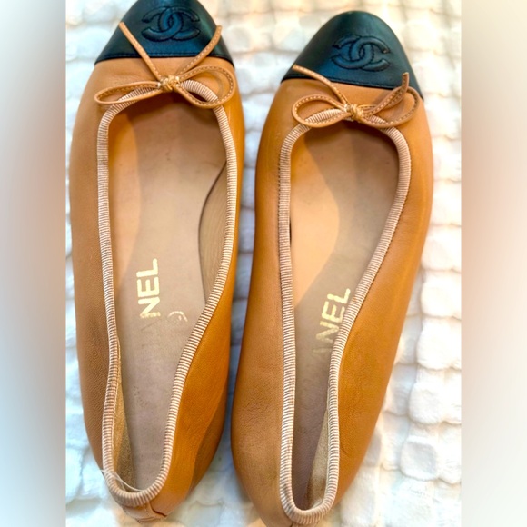 Chanel Ballet Flats - Picture 1 of 4